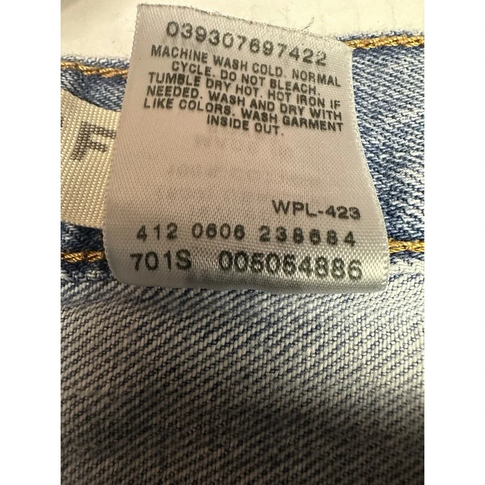 Vintage Levis 505 Jeans Mens 36x30 Regular Fit Faded Medium Wash Blue Denim Y2K